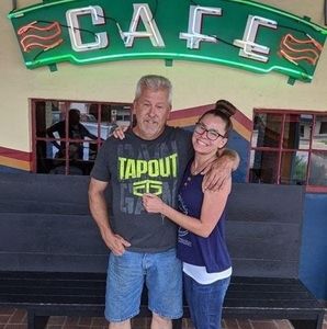 Meet your Posher, Karissa